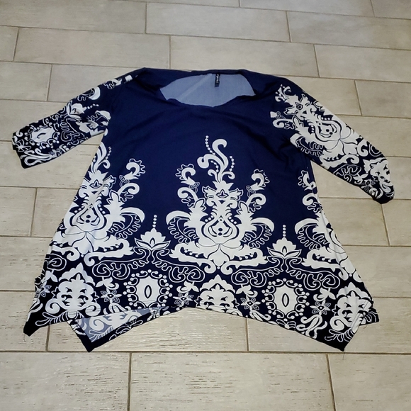 White Mark Tops - White Mark Tunic - Women's 3XL, Navy Background with White Floral Scroll Design